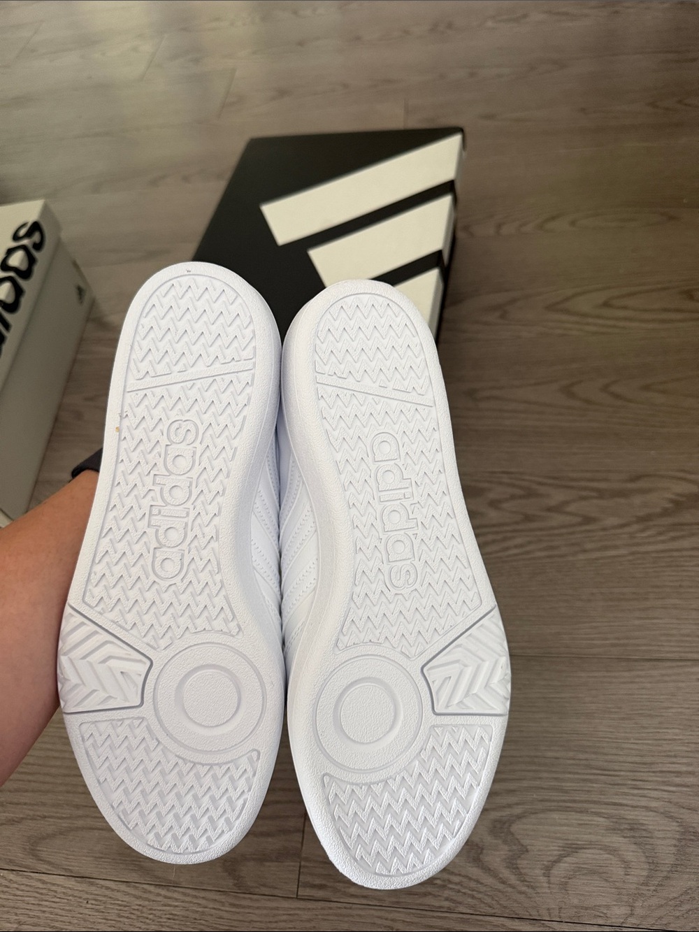Adidas hoops 4.0 low-top sneakers - Picture 4 of 9